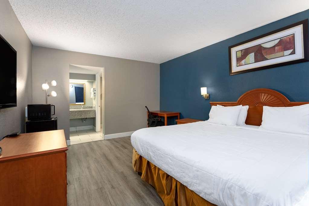 Hotel Baymont By Wyndham Marianna Habitación foto